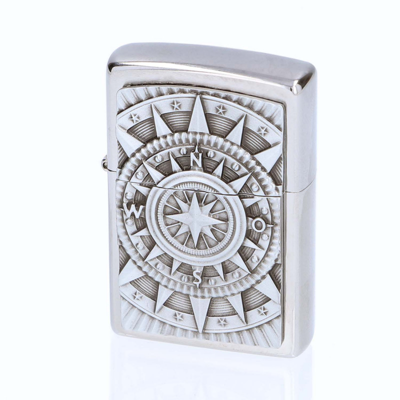 Premium Zippo® mit Gravur – Kompass