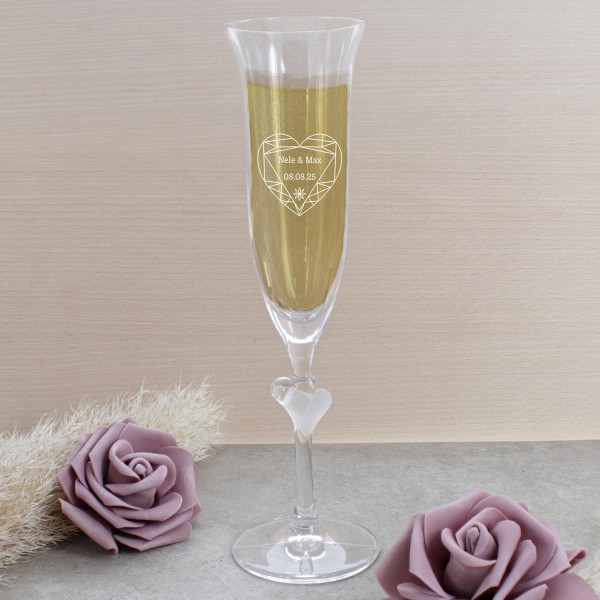 Champagner und Sektkelch \"Love\" mit satinierten Herzen
