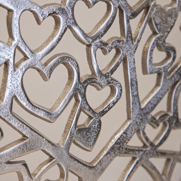 Großer Deko-Baum aus Metall aus kleinen Herzen - Dekoration | ♥ Haus