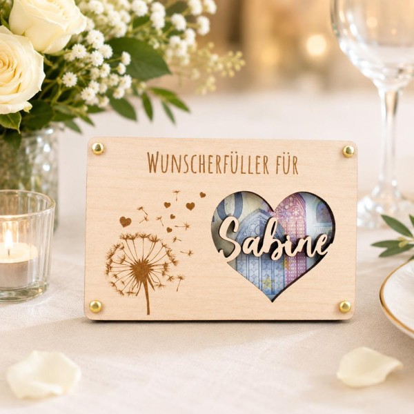 Wunscherfüller aus Holz mit Name im Herz  Originelle Verpackung für Geldgeschenke