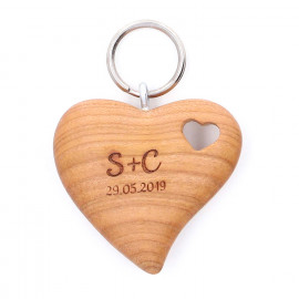 Holz Schlüsselanhänger „Herz in Herz“ mit Gravur