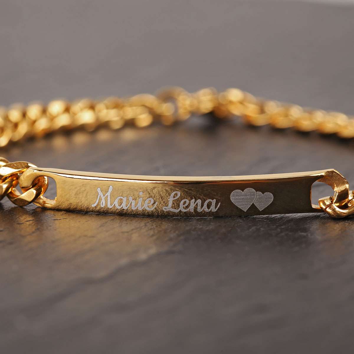 Armband mit Gravurplatte in gold Personalisierter Schmuck!