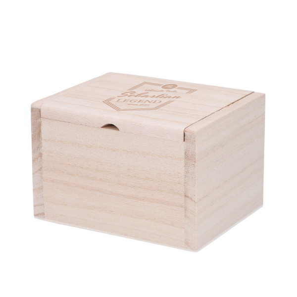 Kleine Schachtel mit Gravur aus Holz